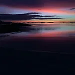 Superior With Sea View In Senja Деревянный коттедж Senjehesten